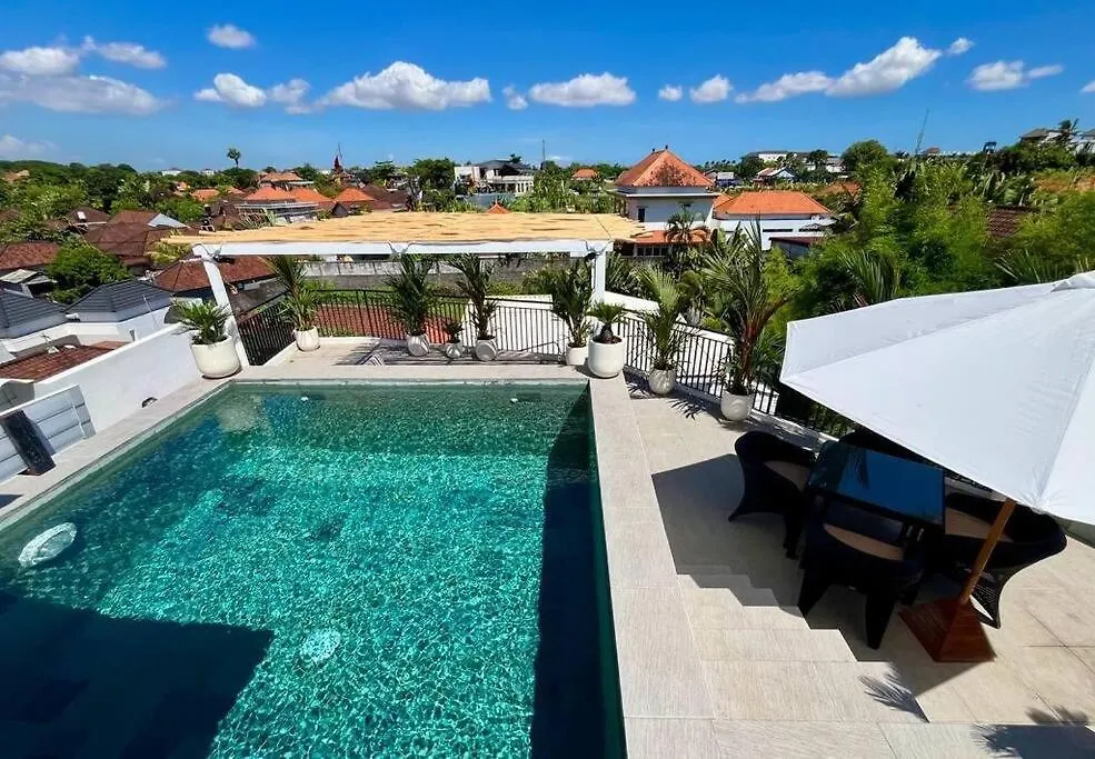 Uma Penthouse location